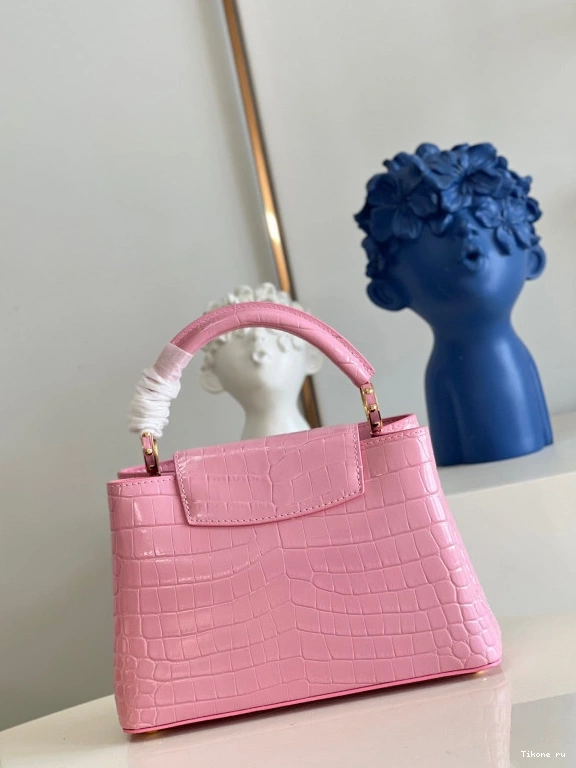 Affordable LOUIS BB CAPUCINES VUITTON 0806